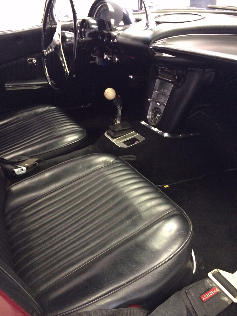 Used 1961 Chevrolet Corvette FIRST GENERATION ROADSTER - BUILT 4 SPEED 12 BOLT-VIDEO | Mundelein, IL