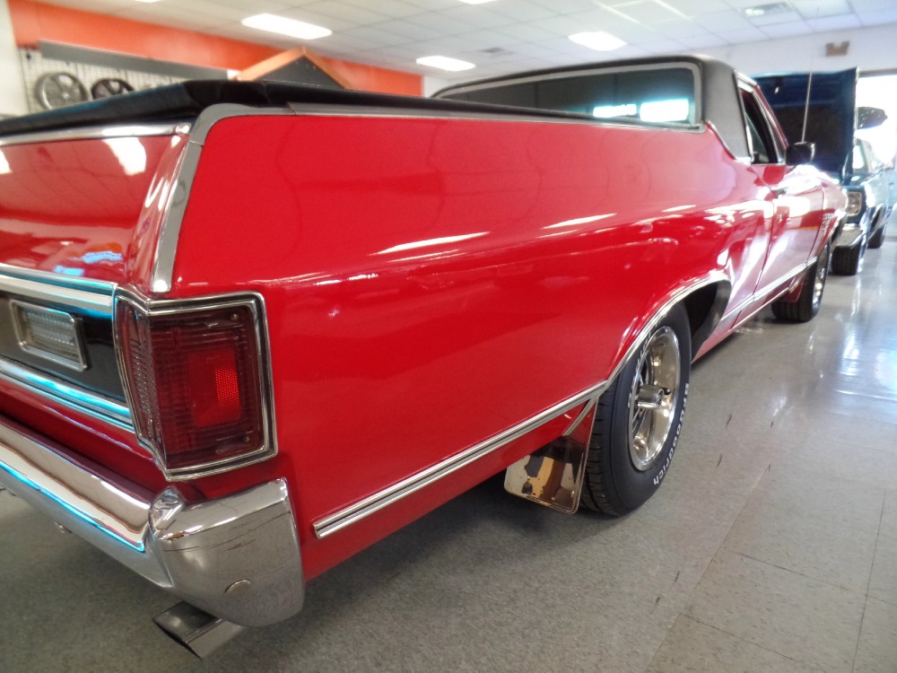 Used 1970 Chevrolet El Camino SS-RESTORED from California WITH AC | Mundelein, IL