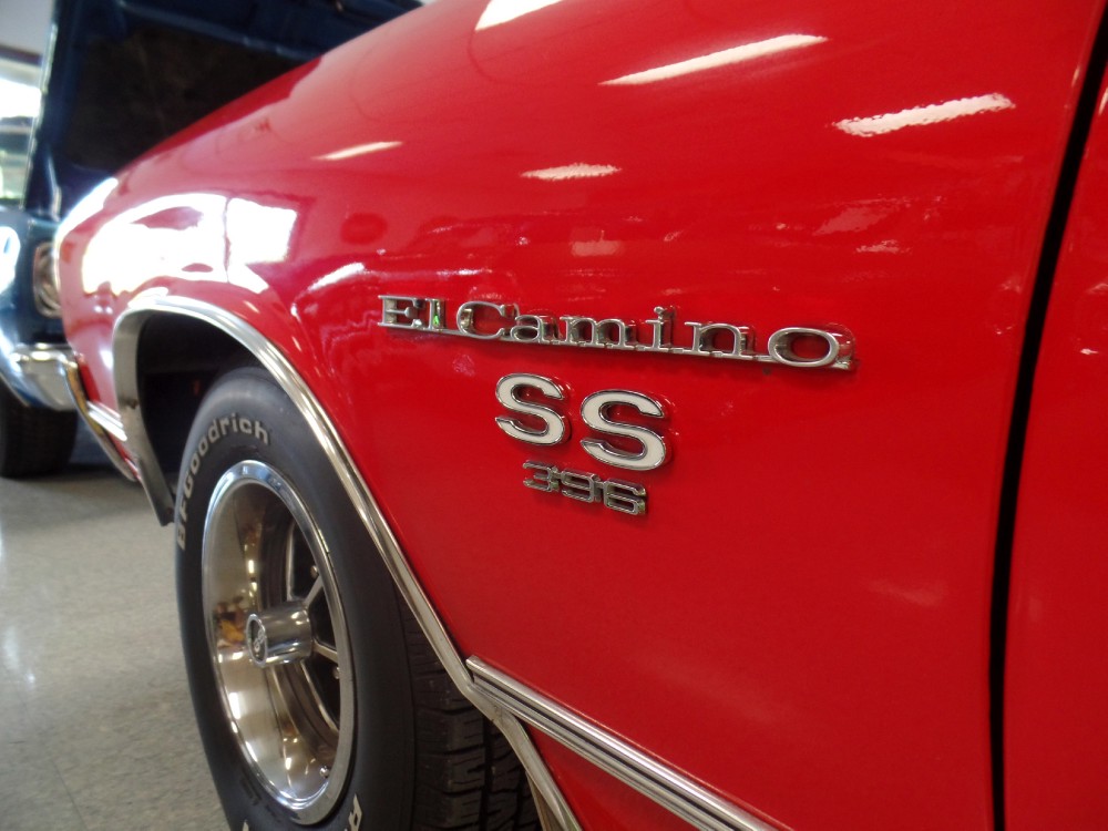 Used 1970 Chevrolet El Camino SS-RESTORED from California WITH AC | Mundelein, IL