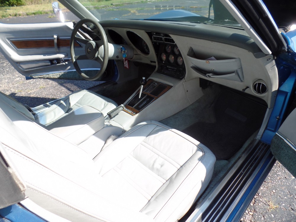 Used 1976 CHEVROLET CORVETTE STINGRAY COUPE | Mundelein, IL