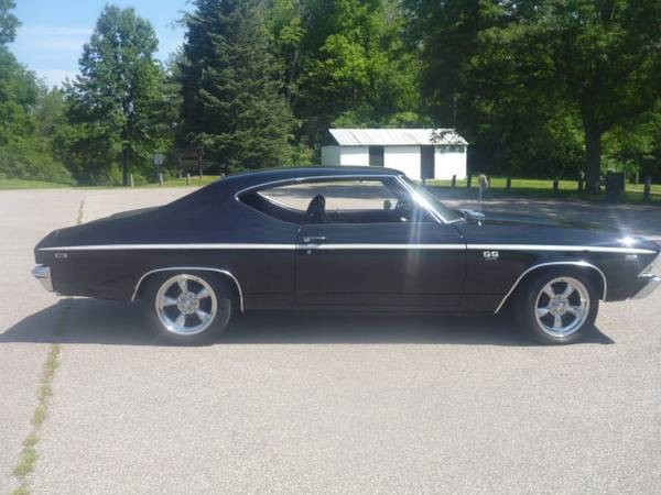 Used 1969 Chevrolet Chevelle SS-BACK IN BLACK- | Mundelein, IL