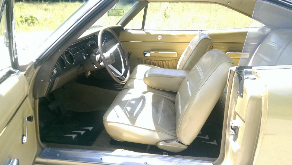 Used 1968 Dodge Charger Light Gold 383 Automatic 5-Spoke Wheels Very Sharp MOPAR! | Mundelein, IL