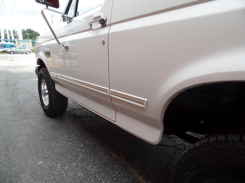 Used 1993 Ford Bronco -LOW MILES-BONE STOCK-ALL ORIGINAL | Mundelein, IL