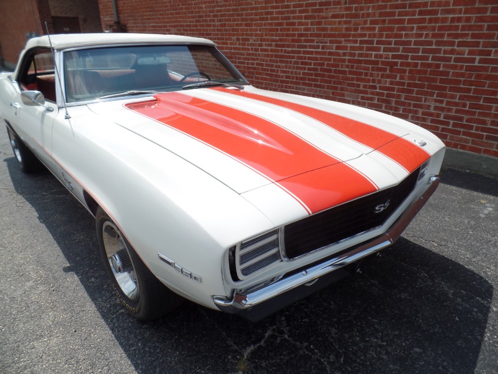 Used 1969 Chevrolet Camaro Z11--RS/SS INDIANAPOLIS PACE CAR CONVERTIBLE L48-NUMBERS MATCHING | Mundelein, IL