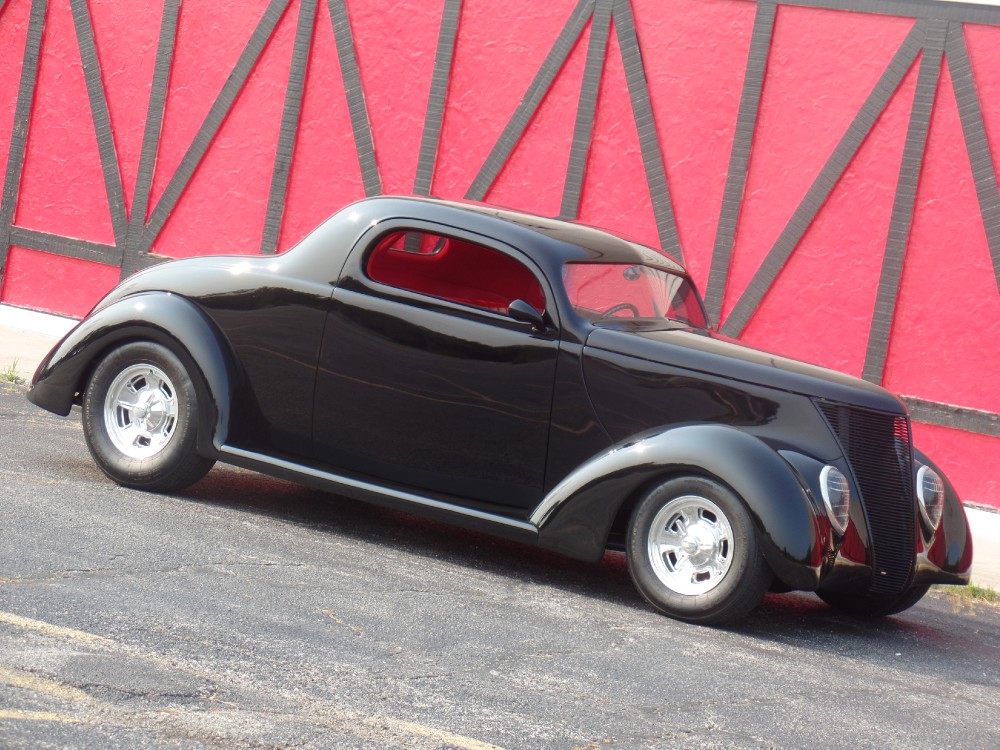 Used 1937 Ford Hot Rod / Street Rod 3 WINDOW-SHOW QUALITY-PRO TOUR-FUEL INJECTED-SEE VIDEO | Mundelein, IL