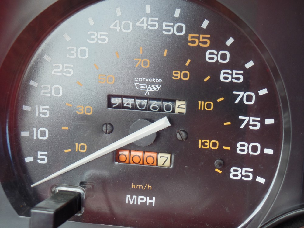 Used 1982 Chevrolet Corvette FUEL INJECTED-ALL ORIGINAL-SEE VIDEO | Mundelein, IL