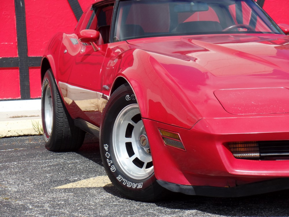 Used 1982 Chevrolet Corvette FUEL INJECTED-ALL ORIGINAL-SEE VIDEO | Mundelein, IL