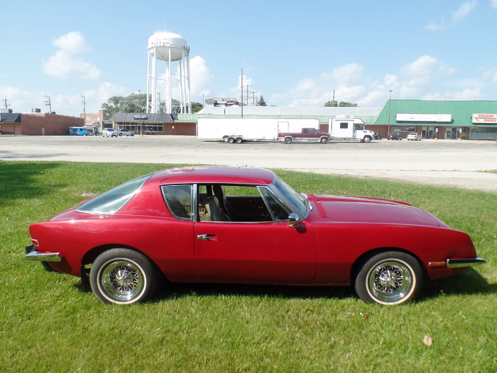 Used 1974 Studebaker Avanti -GREAT SHAPE | Mundelein, IL