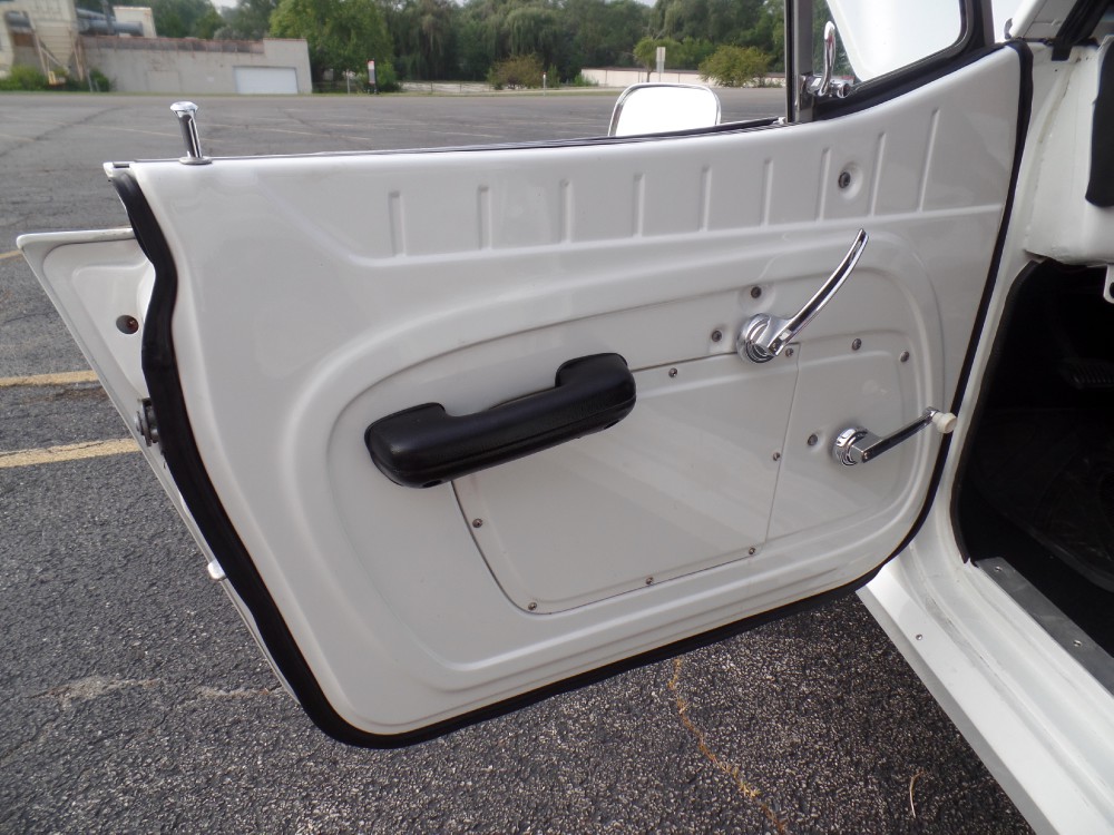 Used 1972 Jeep Commando Jeepster RUST FREE-RARE HARD TO FIND JEEP FROM TEXAS-ONLY 52,000 ORIGINAL MILES | Mundelein, IL