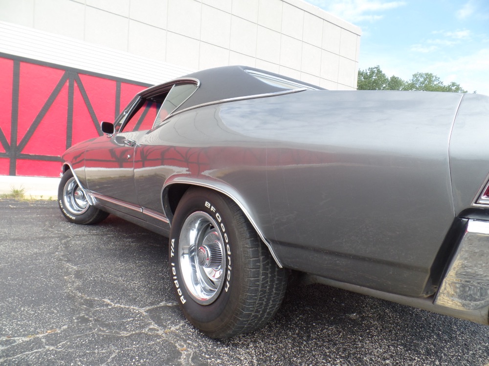 Used 1968 Chevrolet Chevelle CORTEZ SILVER-NEW PAINT | Mundelein, IL