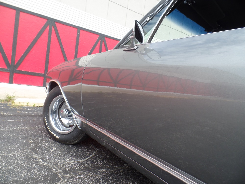 Used 1968 Chevrolet Chevelle CORTEZ SILVER-NEW PAINT | Mundelein, IL