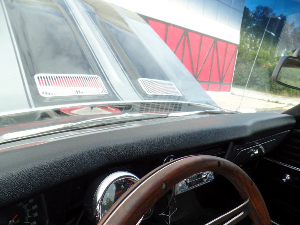 Used 1968 Chevrolet Chevelle CORTEZ SILVER-NEW PAINT | Mundelein, IL