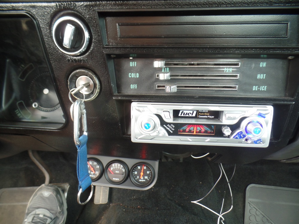 Used 1968 Chevrolet Chevelle CORTEZ SILVER-NEW PAINT | Mundelein, IL