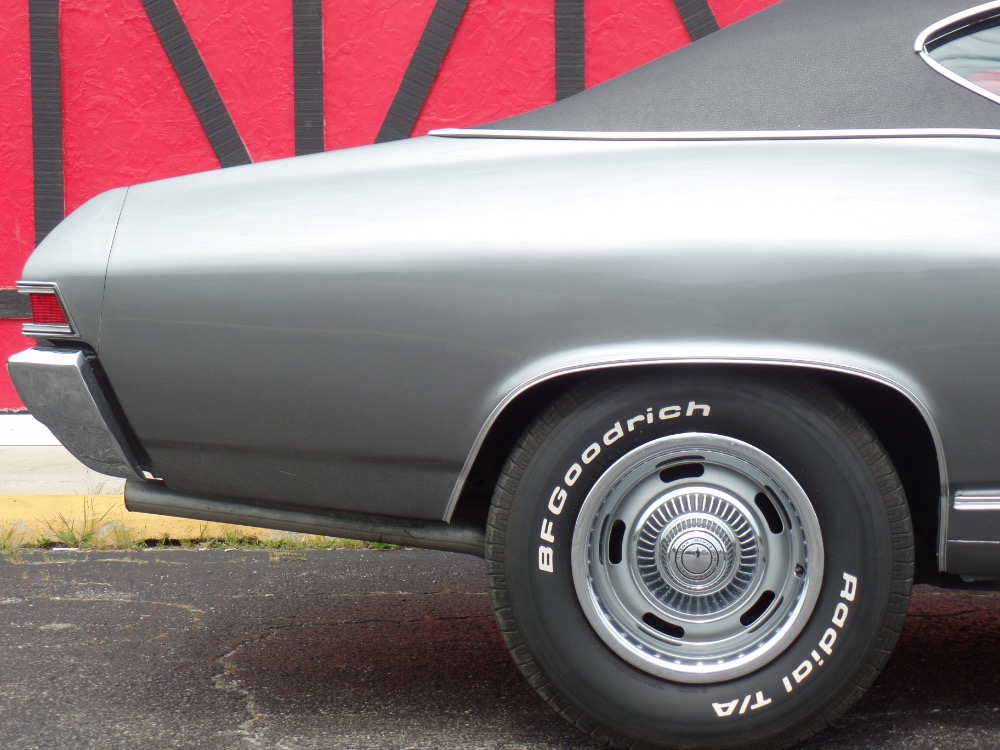 Used 1968 Chevrolet Chevelle CORTEZ SILVER-NEW PAINT | Mundelein, IL