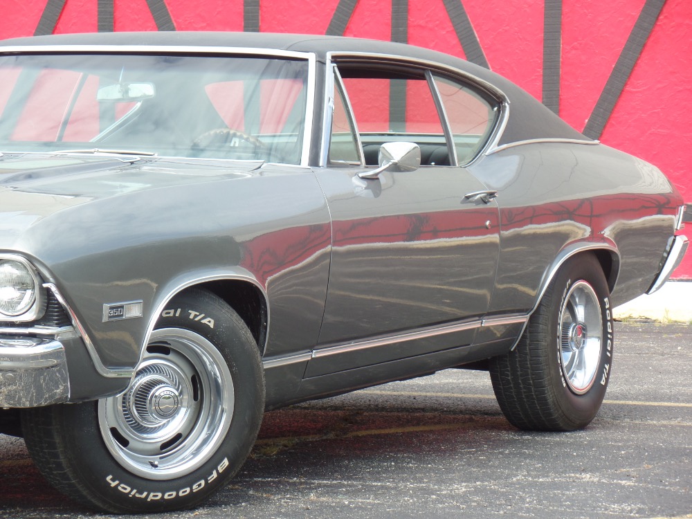 Used 1968 Chevrolet Chevelle CORTEZ SILVER-NEW PAINT | Mundelein, IL