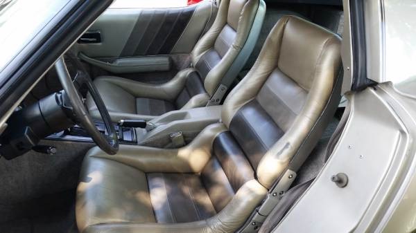 Used 1982 Chevrolet Corvette COLLECTOR EDITION FROM TEXAS | Mundelein, IL