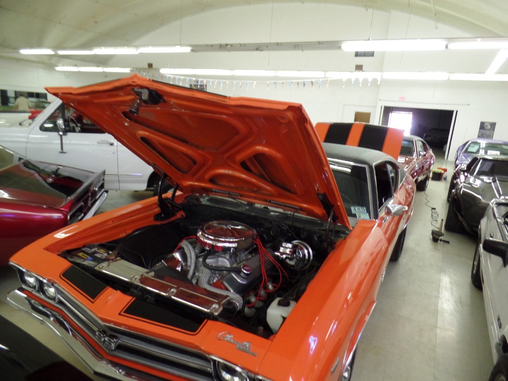 Used 1969 Chevrolet Chevelle SS396-HUGGER ORANGE-SOLID BIG BLOCK-NEW PAINT | Mundelein, IL