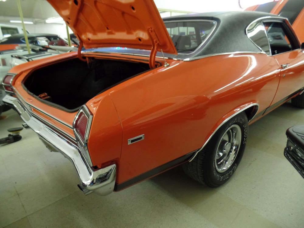 Used 1969 Chevrolet Chevelle SS396-HUGGER ORANGE-SOLID BIG BLOCK-NEW PAINT | Mundelein, IL