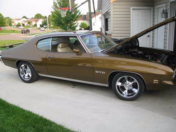 Used 1971 Pontiac GTO Fresh rebuild on original 400 motor | Mundelein, IL