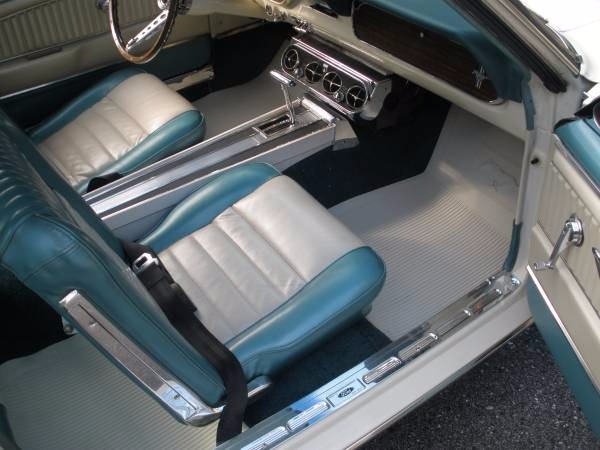 Used 1966 Ford Mustang Rebuilt original 4100 carburetor. One of a kind! | Mundelein, IL
