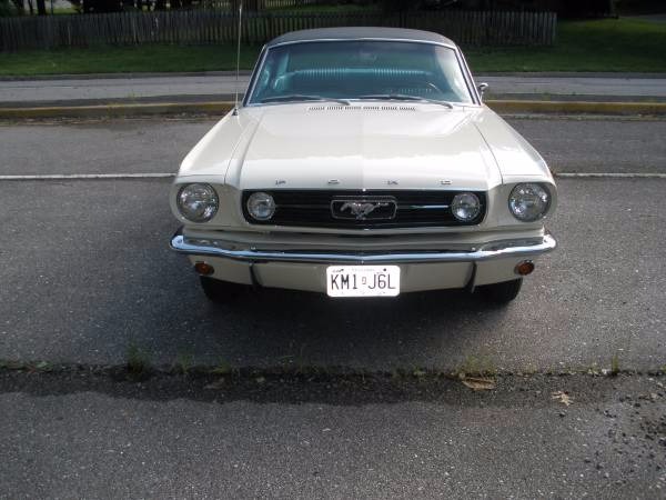 Used 1966 Ford Mustang Rebuilt original 4100 carburetor. One of a kind! | Mundelein, IL