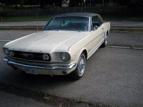 Used 1966 Ford Mustang Rebuilt original 4100 carburetor. One of a kind! | Mundelein, IL