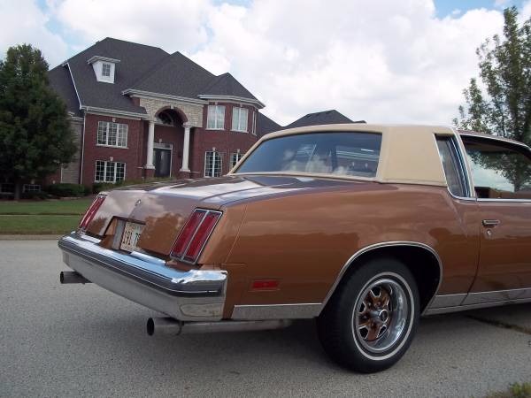 Used 1979 Oldsmobile Cutlass 350 V8 -AUTOMATIC- CLASSIC- CRUISER- TURN KEY | Mundelein, IL