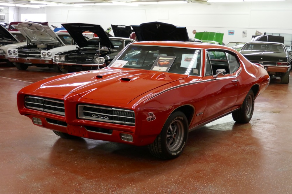 Used 1969 Pontiac GTO -WORKING AC-NICE PAINT-SUPER CLEAN-DRIVES GREAT-REAL VIN 242 GTO | Mundelein, IL