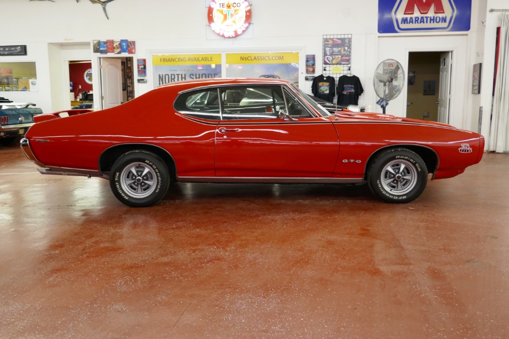 Used 1969 Pontiac GTO -WORKING AC-NICE PAINT-SUPER CLEAN-DRIVES GREAT-REAL VIN 242 GTO | Mundelein, IL