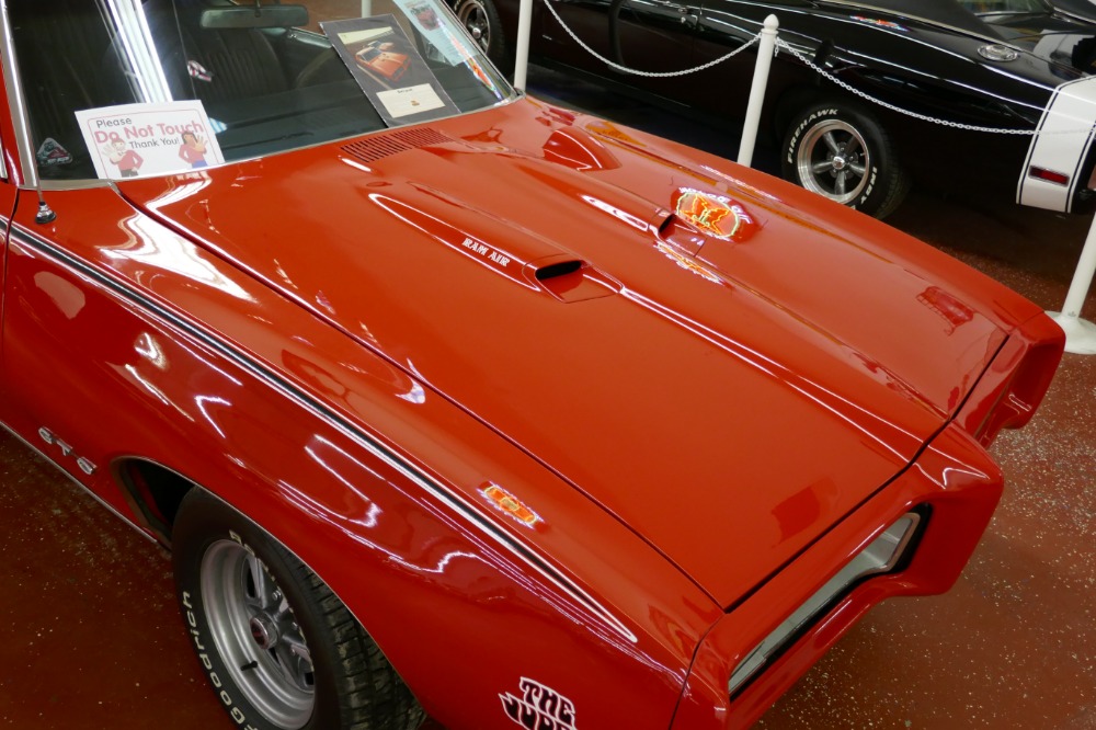 Used 1969 Pontiac GTO -WORKING AC-NICE PAINT-SUPER CLEAN-DRIVES GREAT-REAL VIN 242 GTO | Mundelein, IL