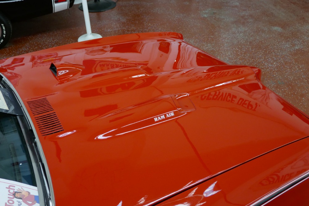 Used 1969 Pontiac GTO -WORKING AC-NICE PAINT-SUPER CLEAN-DRIVES GREAT-REAL VIN 242 GTO | Mundelein, IL