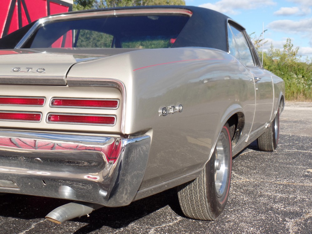 Used 1967 Pontiac GTO 1ST GEN-FRAME OFF RESTORED-PHS DOCS-NUMBERS MATCHING-RARE COLOR | Mundelein, IL