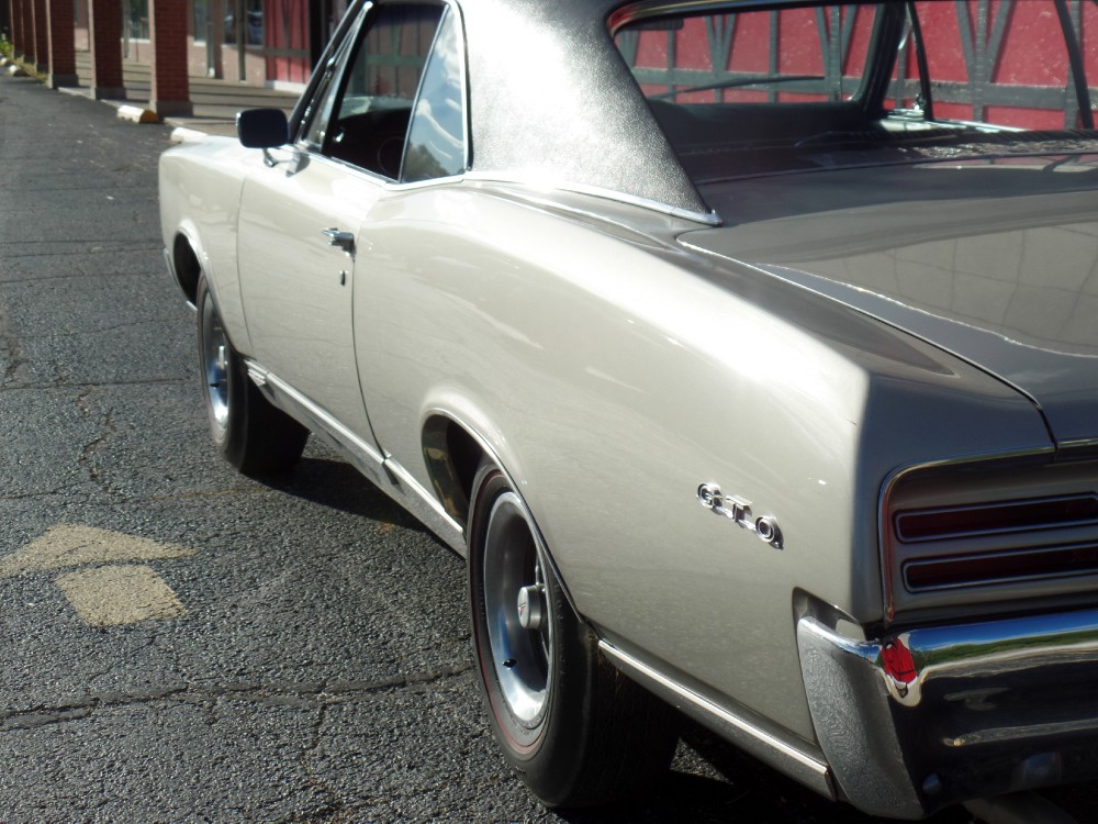 Used 1967 Pontiac GTO 1ST GEN-FRAME OFF RESTORED-PHS DOCS-NUMBERS MATCHING-RARE COLOR | Mundelein, IL