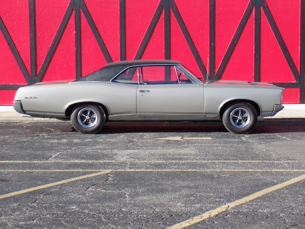 Used 1967 Pontiac GTO 1ST GEN-FRAME OFF RESTORED-PHS DOCS-NUMBERS MATCHING-RARE COLOR | Mundelein, IL
