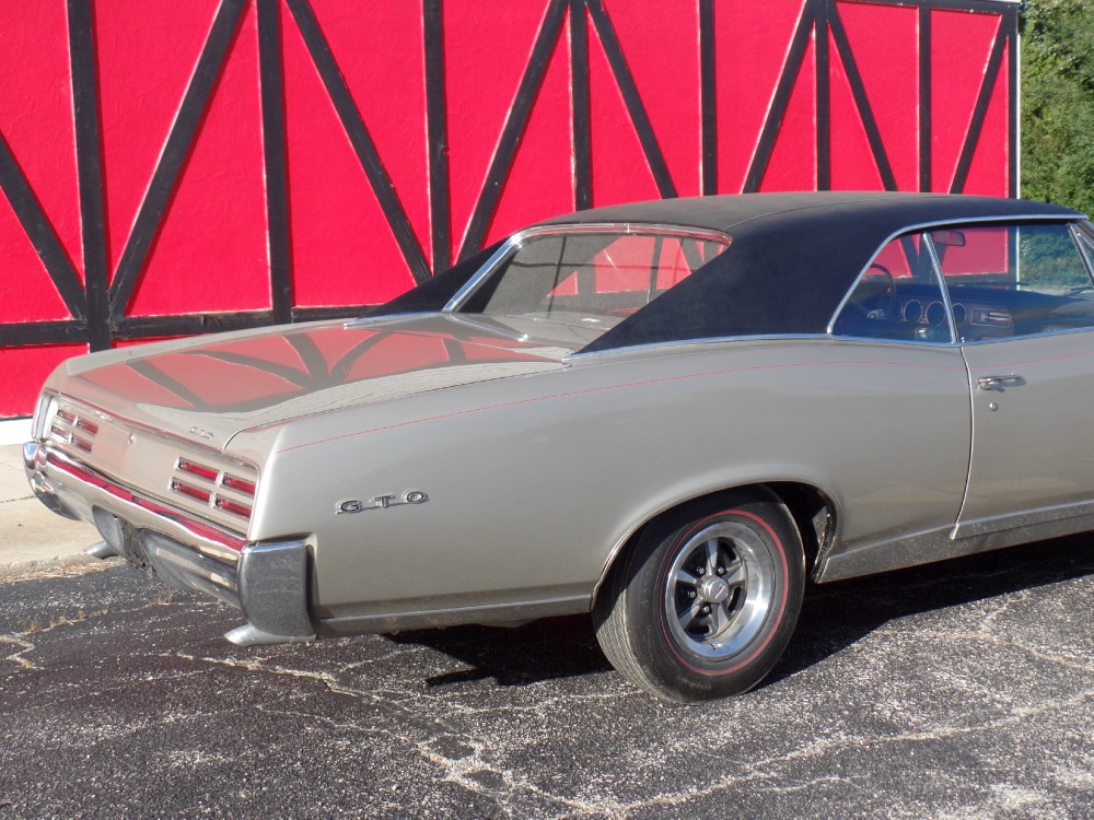 Used 1967 Pontiac GTO 1ST GEN-FRAME OFF RESTORED-PHS DOCS-NUMBERS MATCHING-RARE COLOR | Mundelein, IL