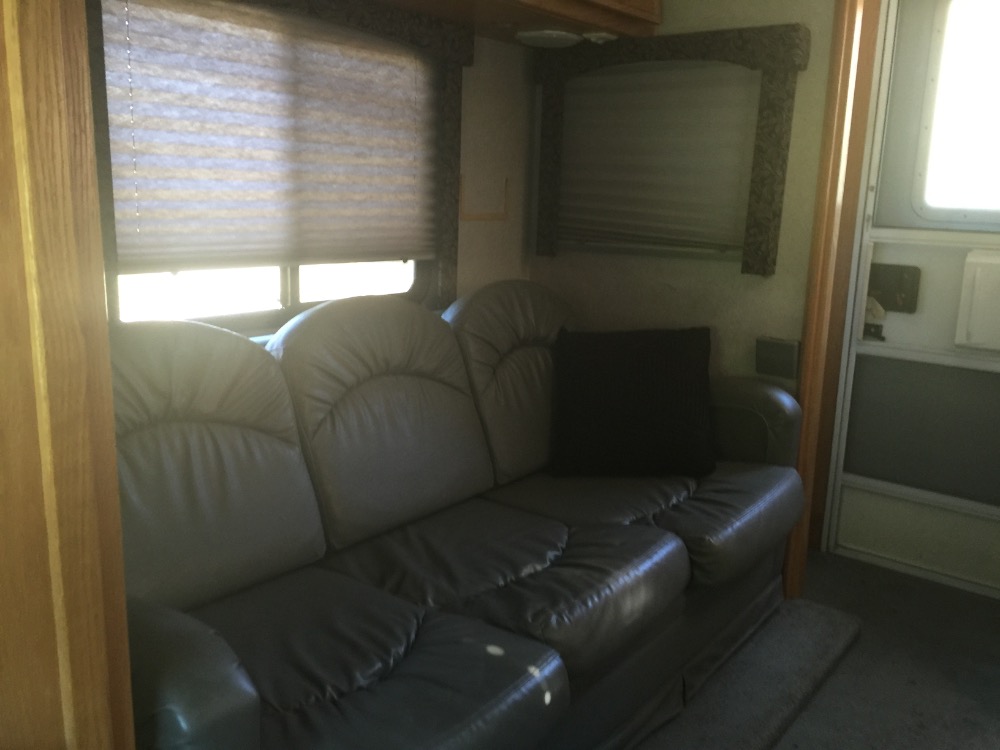 Used 2005 Chevrolet C5500 Pony Express Toter Motor Home TOP KICK KODIAK STYLE | Mundelein, IL