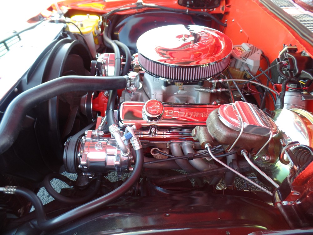 Used 1972 Chevrolet Chevelle HUGGER ORANGE WITH AC-DREAM MACHINE-TOTALLY RESTORED-SEE VIDEO | Mundelein, IL