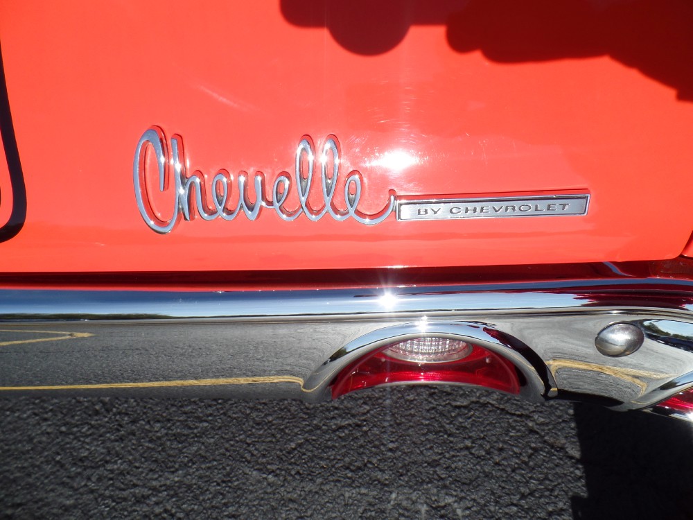 Used 1972 Chevrolet Chevelle HUGGER ORANGE WITH AC-DREAM MACHINE-TOTALLY RESTORED-SEE VIDEO | Mundelein, IL