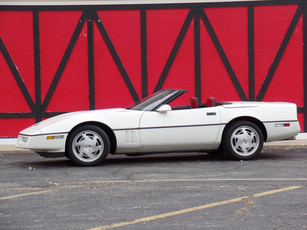 Used 1988 Chevrolet Corvette WHITE CONVERTIBLE-LOW MILES | Mundelein, IL