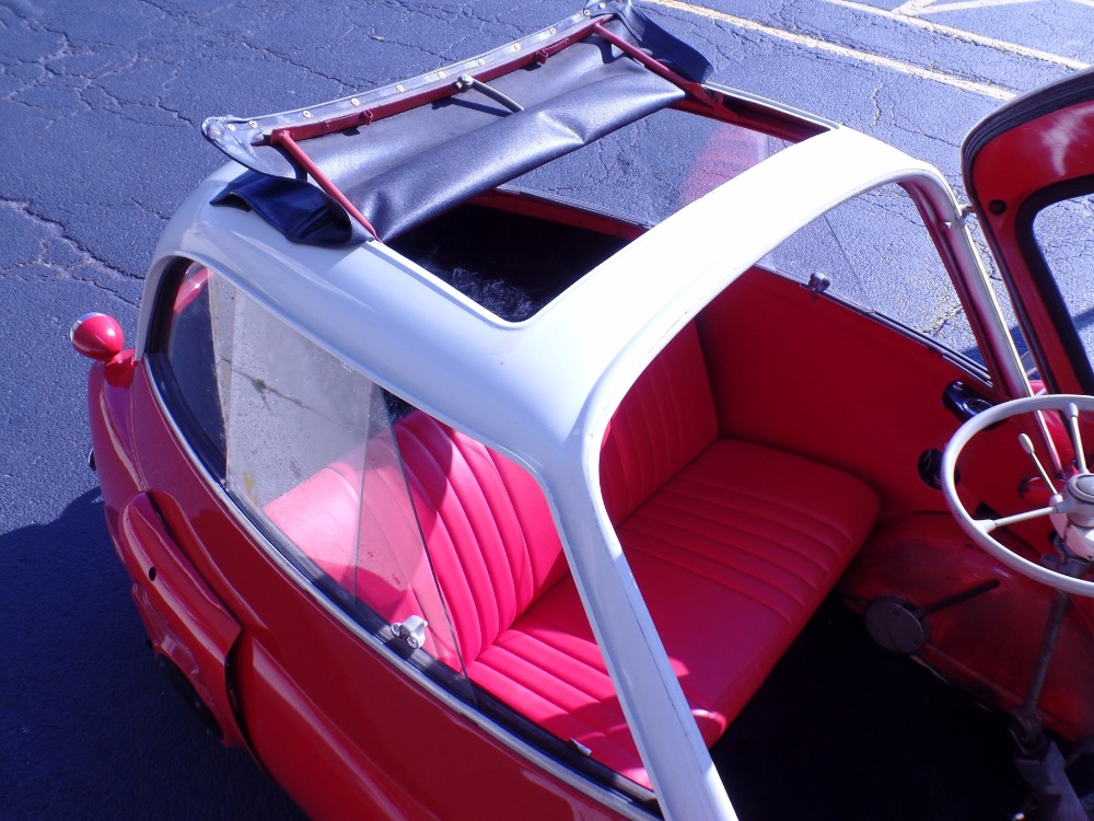 Used 1957 BMW Isetta 300. RARE HARD TO FIND GREAT COLLECTIBLE INVESTMENT. | Mundelein, IL
