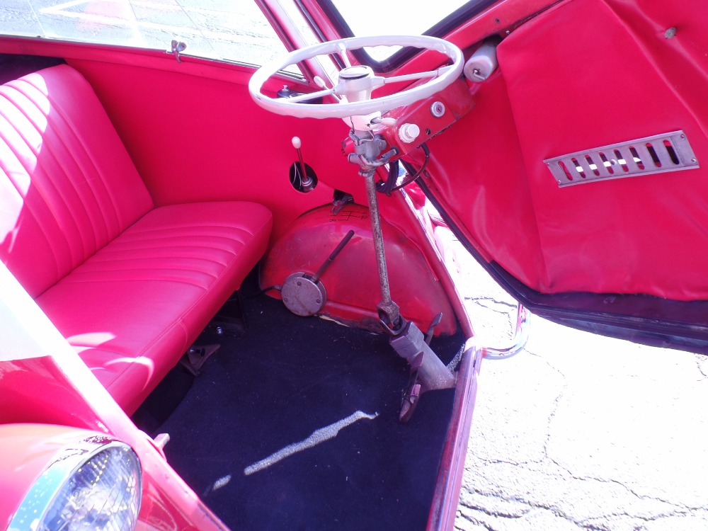 Used 1957 BMW Isetta 300. RARE HARD TO FIND GREAT COLLECTIBLE INVESTMENT. | Mundelein, IL