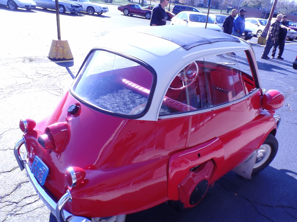 Used 1957 BMW Isetta 300. RARE HARD TO FIND GREAT COLLECTIBLE INVESTMENT. | Mundelein, IL