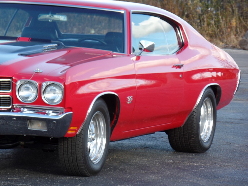 Used 1970 Chevrolet Chevelle XTREME TRUE SS396-OVER 600HP-BUILD SHEET-FRAME OFF RESTORED-TROPHIE WINNER | Mundelein, IL