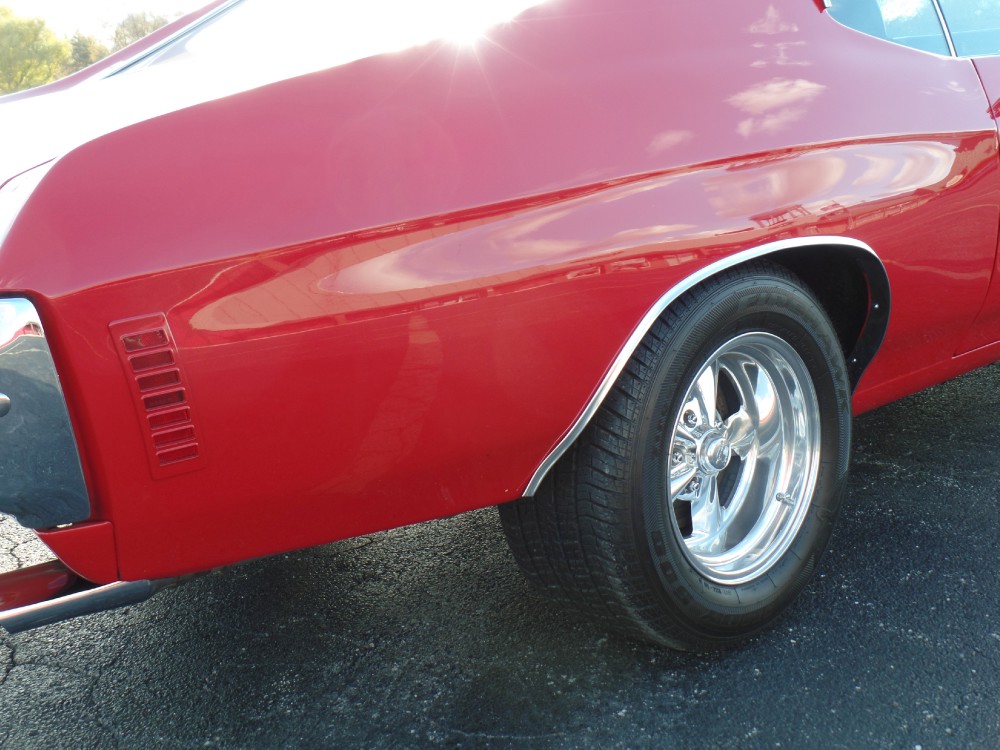 Used 1970 Chevrolet Chevelle XTREME TRUE SS396-OVER 600HP-BUILD SHEET-FRAME OFF RESTORED-TROPHIE WINNER | Mundelein, IL