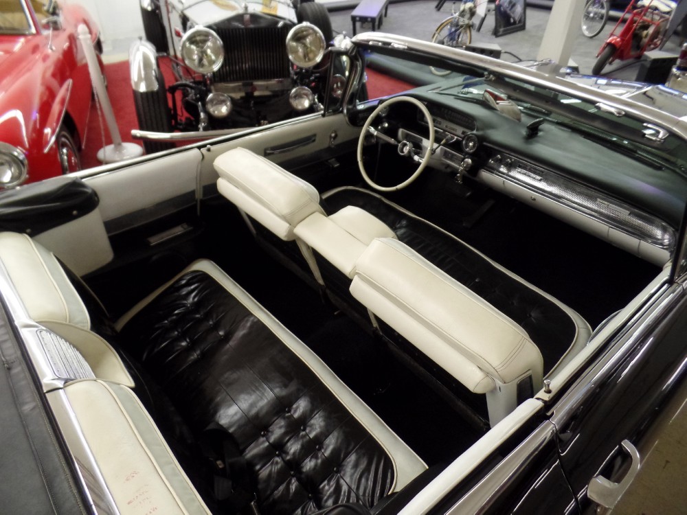 Used 1960 Cadillac Series 62 TRIPLE BLACK 6TH GENERATION CONVERTIBLE-original car | Mundelein, IL