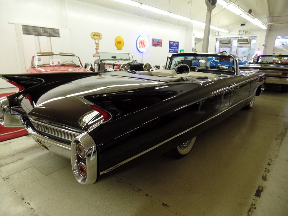 Used 1960 Cadillac Series 62 TRIPLE BLACK 6TH GENERATION CONVERTIBLE-original car | Mundelein, IL