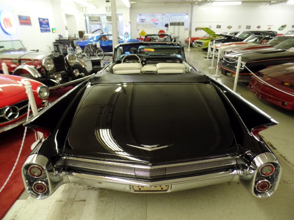 Used 1960 Cadillac Series 62 TRIPLE BLACK 6TH GENERATION CONVERTIBLE-original car | Mundelein, IL