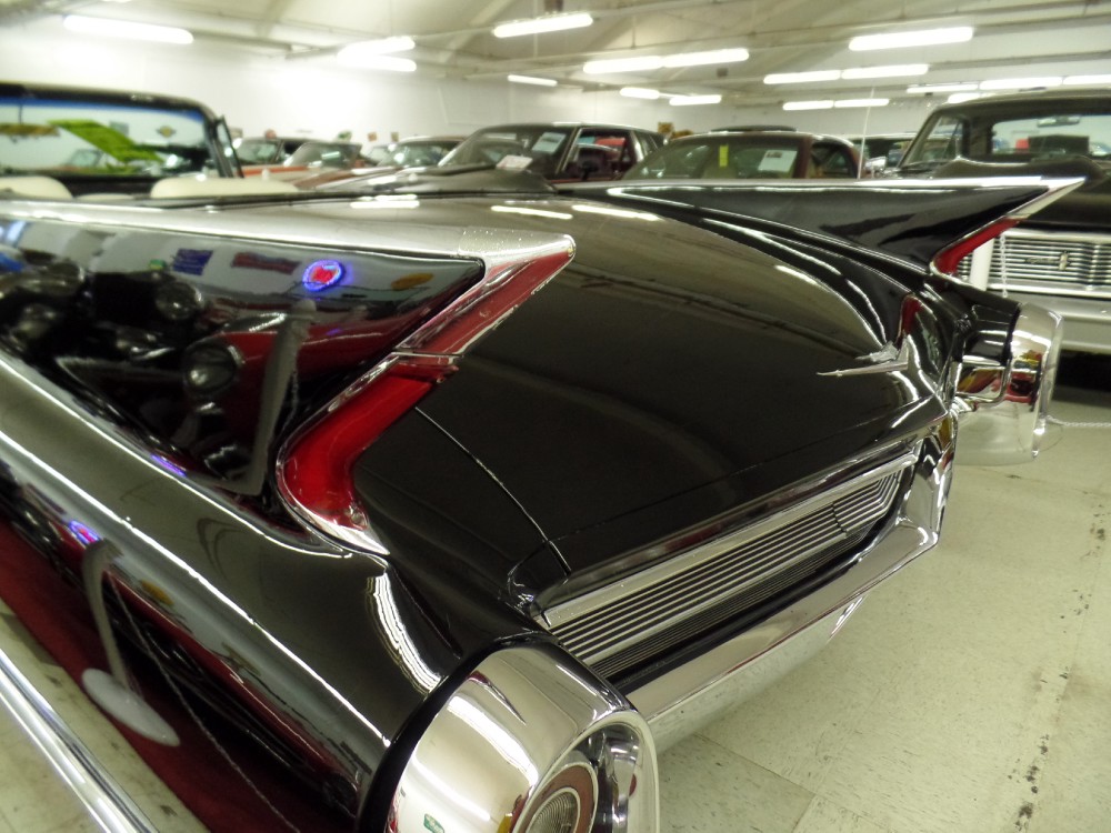 Used 1960 Cadillac Series 62 TRIPLE BLACK 6TH GENERATION CONVERTIBLE-original car | Mundelein, IL