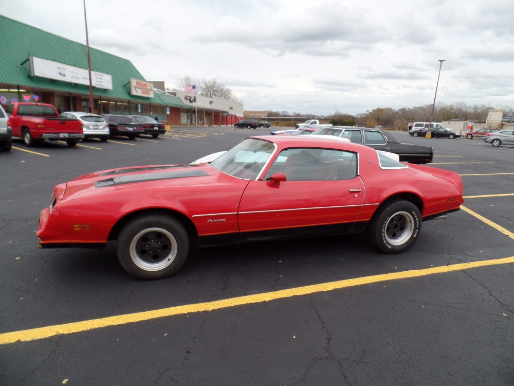 Used 1978 Pontiac Firebird RUNNING AND DRIVING PROJECT CAR! | Mundelein, IL