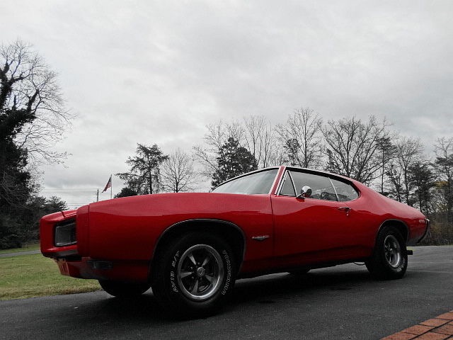 Used 1968 Pontiac GTO Real GTO-242 Vin Car- Real Nice paint- From the South - with a GREAT PRICE  | Mundelein, IL